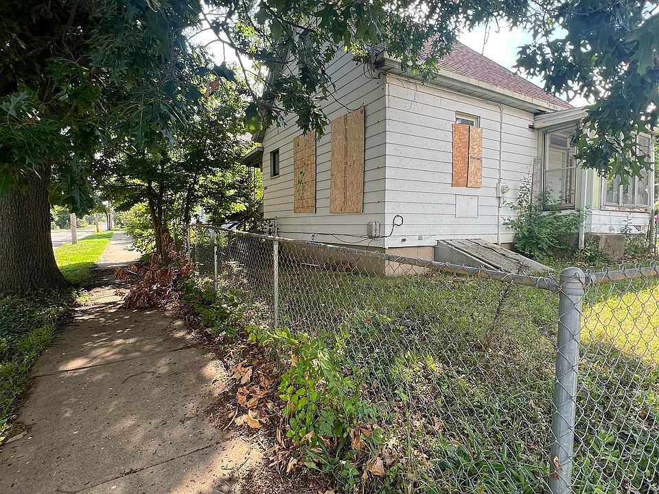 2nd image of 3001 SW Jefferson Ave