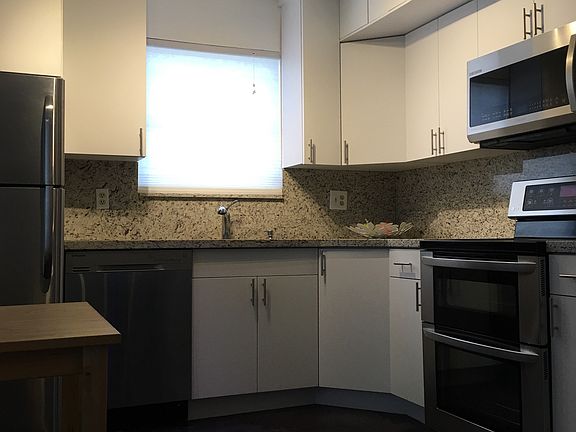 3rd image of 11685 Canal Dr APT 101