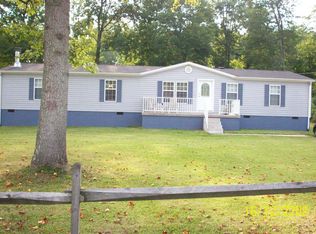 133 Valley St, Oak Hill, WV 25901