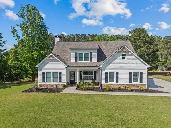 1000 Apalachee Shores Ct, Madison, GA 30650