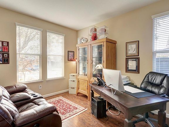 5th image of 23 Grantley Pl