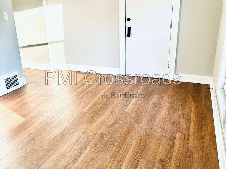 3495 W 98th St #1 — Photo 11