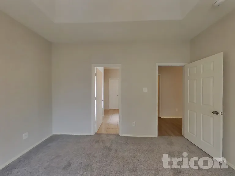 2809 Thistlewood Dr — Photo 7