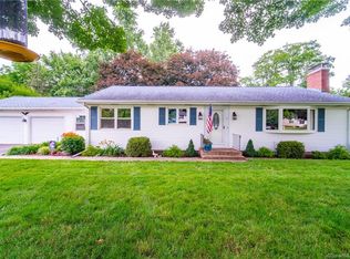 8 Olson Ave, Portland, CT 06480