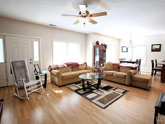 2nd image of 616 Bonair Cir