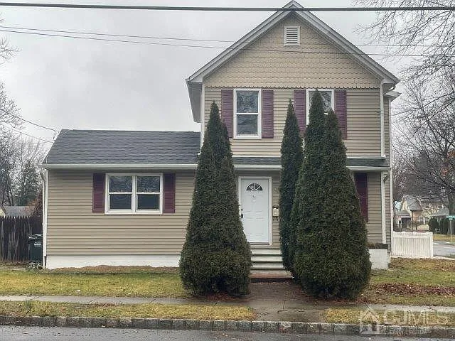 407 Rock Ave photo 1