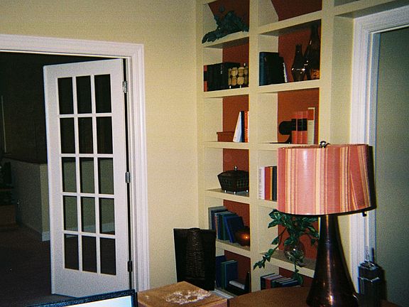 Office, built-in bookshelves '07