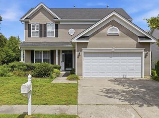 6 Falling Water Dr, Linwood, NJ 08221