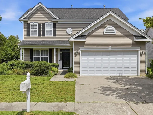 6 Falling Water Dr, Linwood, NJ 08221