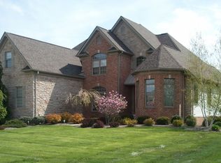 1590 Yorkshire Trce SE, Canton, OH 44709