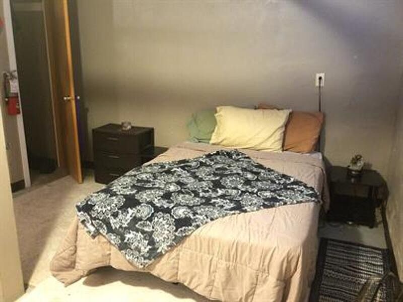 518 N Van Buren St APT 6, Iowa City, IA 52245 Zillow