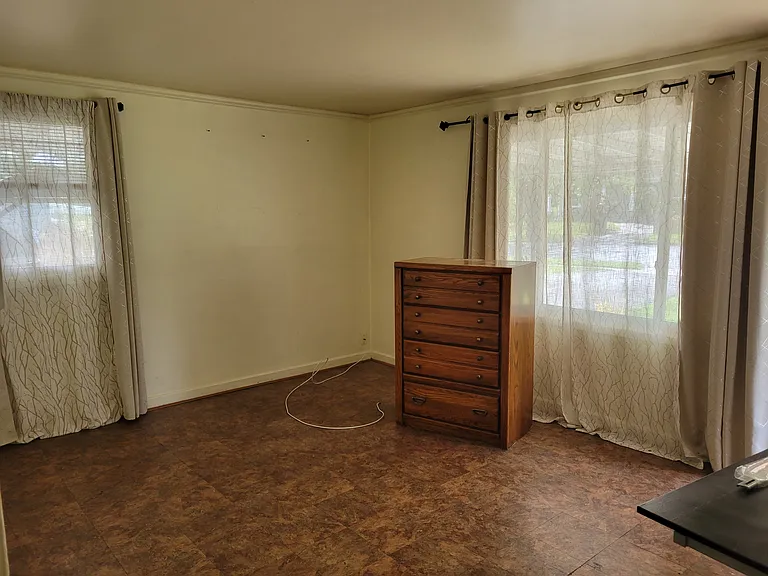 3902 Elmwood Dr — Photo 12