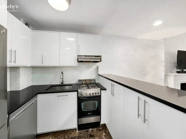 348 East 89th Street 9W image 3 of 9
