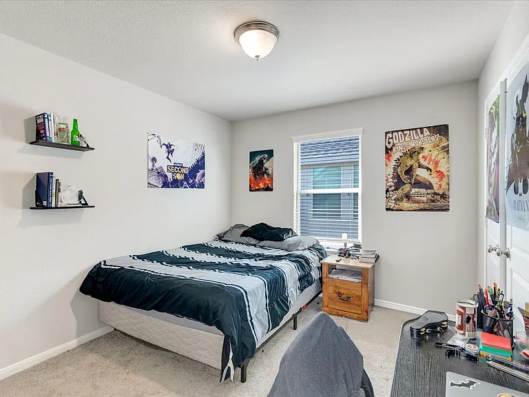 8426 Moonlight Bay Cir — Photo 32