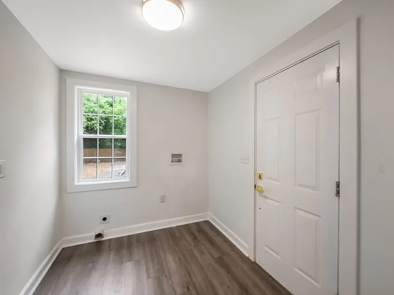 114 N Guthrie Ave — Photo 15