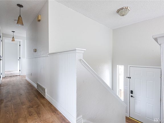 4th image of 15907 57th Avenue Ct E