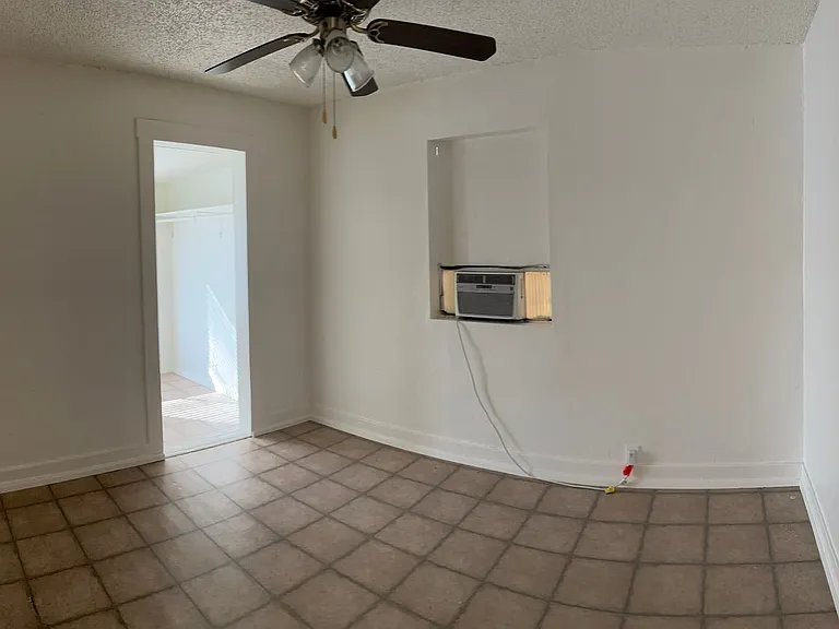 249 Idyllwild Dr — Photo 4
