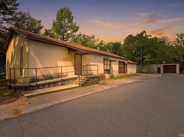 240 North George Street, Mount Ida, AR 71957