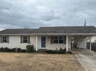 205 W Washington Dr, Muscle Shoals, AL 35661