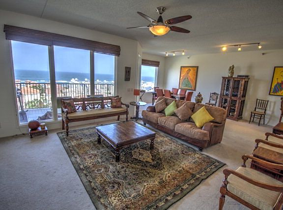 5th image of 111 E Hacienda Blvd #702