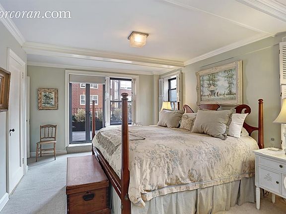 4th image of 230 E 73rd St #11D
