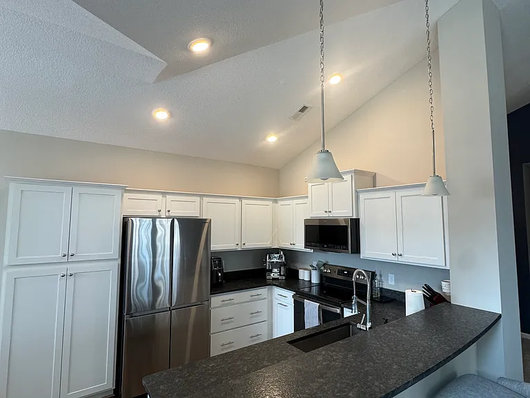 710 Kathy Ann Way W — Photo 5
