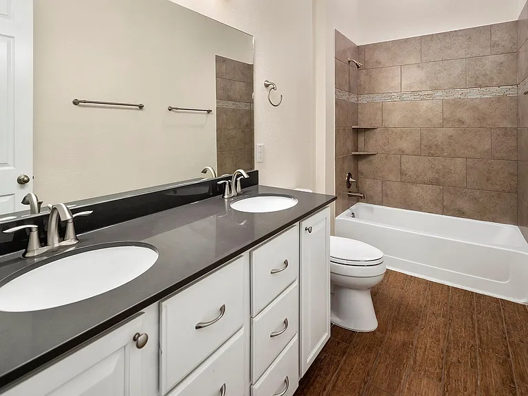 1810 Daly Way — Photo 21