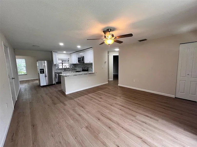 7020 Wentworth Way — Photo 8