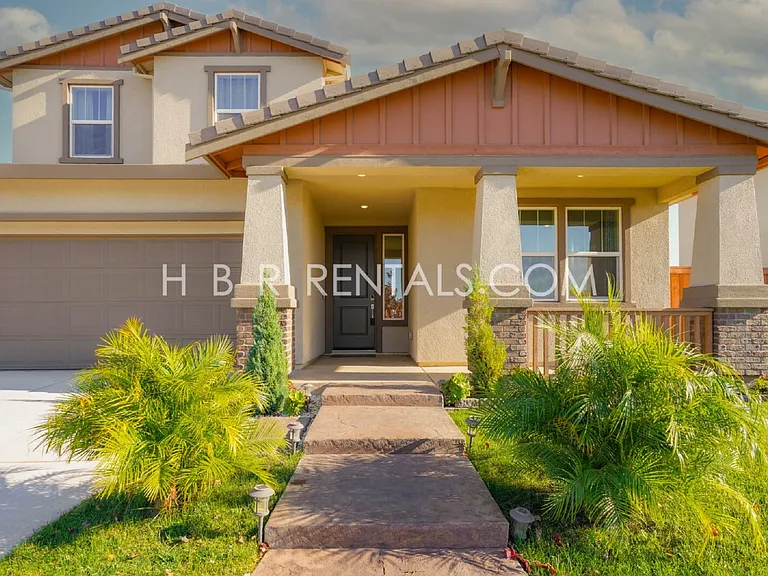 1038 Osprey Dr — Photo 3