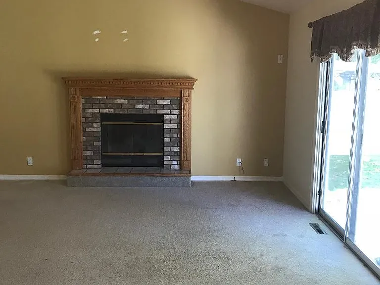 621 Buckingham Dr — Photo 5