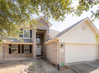16915 Great Oaks Glen Dr, Houston, TX 77083