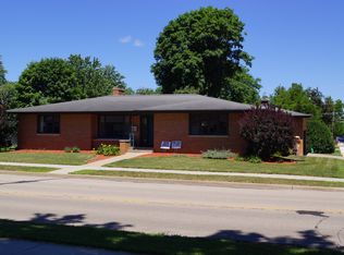 707 W Jackson St, Tomah, WI 54660