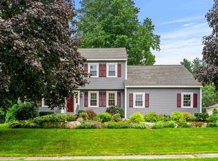 12 Brackenwood Dr, Nashua, NH 03062