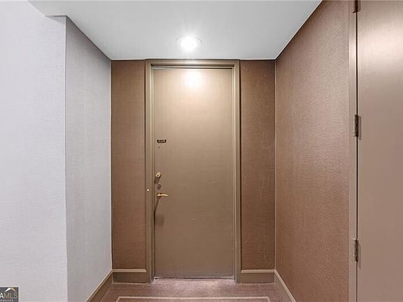 3rd image of 2575 Peachtree Rd NE APT 22A