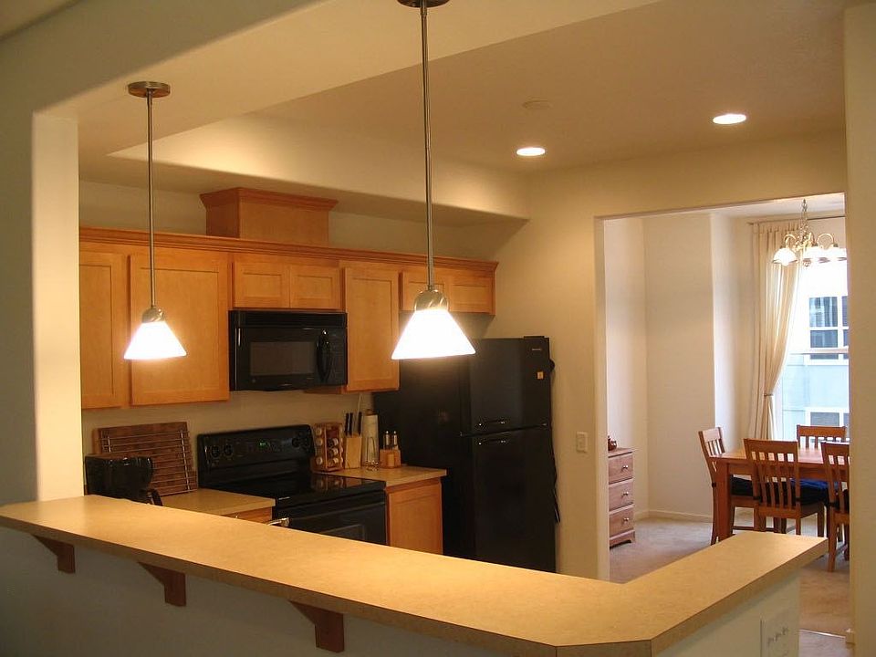kitchen with bar