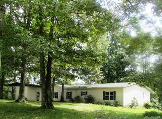 145 Ricks Ln, Sparta, TN 38583
