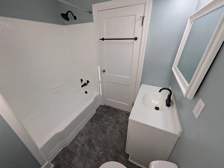 35A E Main St — Photo 11