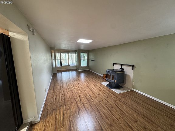 4th image of 1600 Rhododendron Dr Space 218