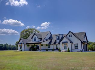 26669 S 615th Rd, Grove, OK 74344
