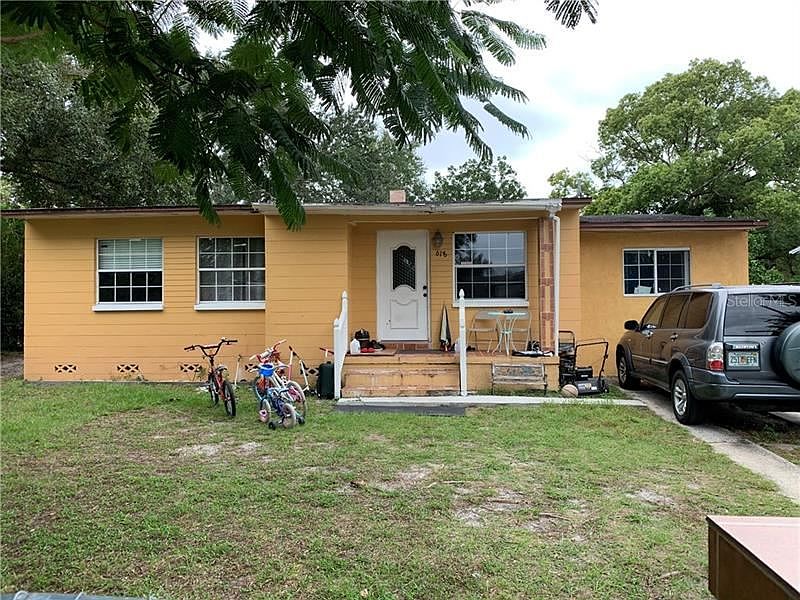 1st image of 618 Dorado Ave