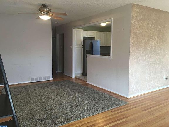 4th image of 3367 S Keswick Rd
