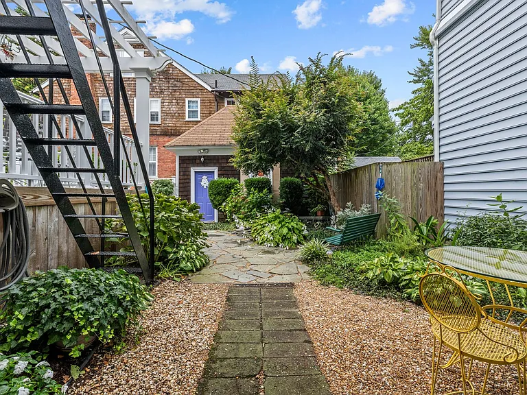 Timeless Ghent Home features charm and elegance in Historic Stockley Gardens — Photo 33