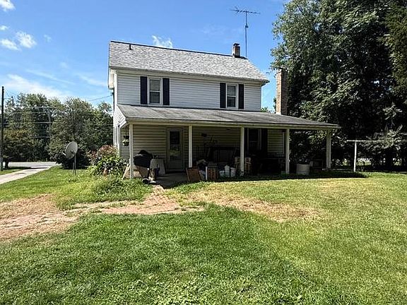4th image of 15929 Hanover Pike