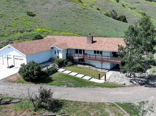 695 Bender Rd, Billings, MT 59101