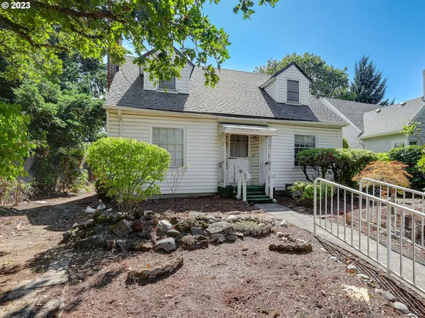 821 E 22nd St, Vancouver, WA 98663