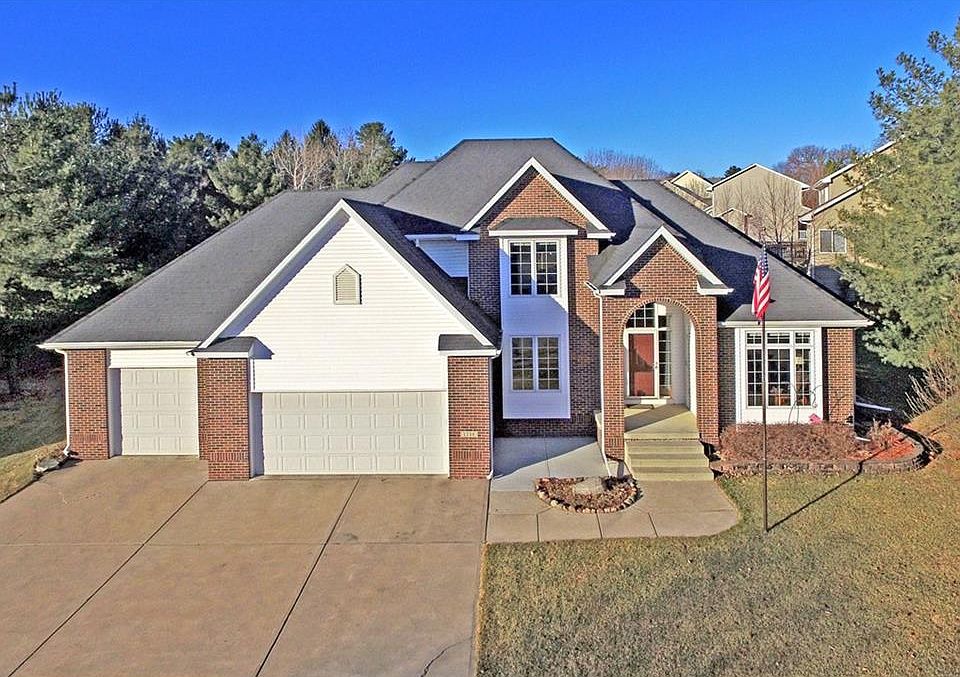 1st image of 1210 Pine Valley Pl