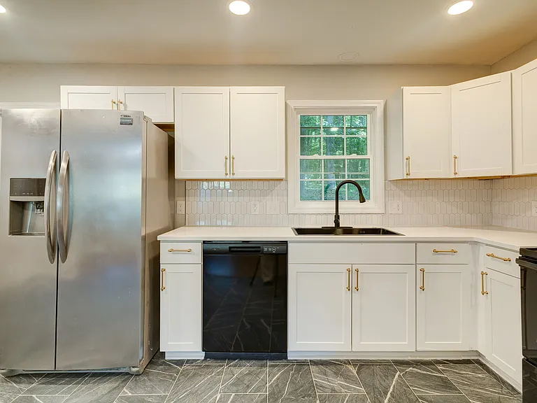 2832 Oak Ridge Ct — Photo 9