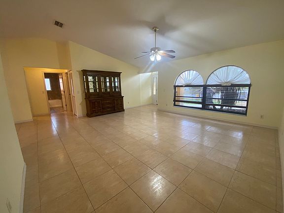 3rd image of 21180 Burkhart Dr