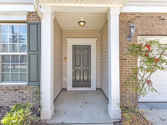 4th image of 2224 Cedar Grove Dr