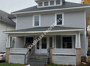 388 Crestwood Ave, Akron, OH 44302